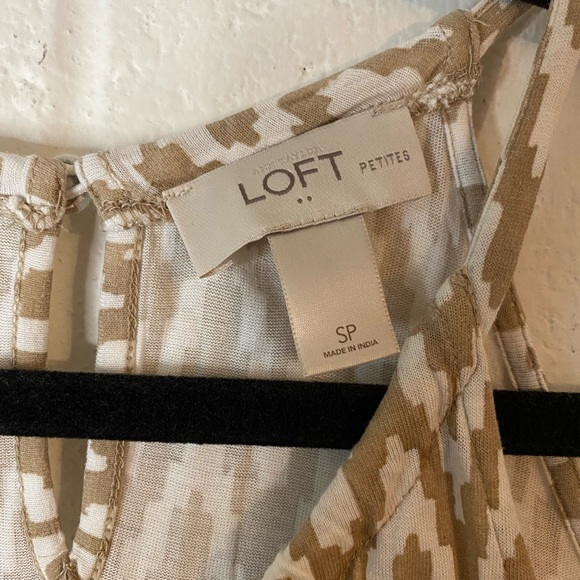 Loft Petites Tan White Chevron Embellished Keyhole Tank Top - Picture 3 of 9